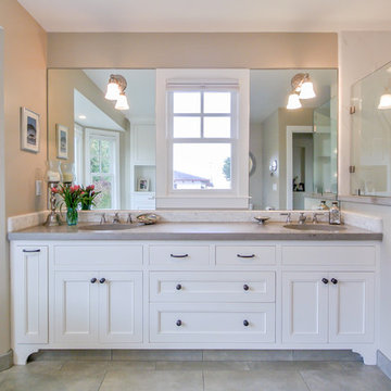 Double Vanity Sink in Master Bathroom