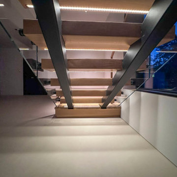 Project #126 | Contemporary Staircases with Integrated LEDs & Glass Railing
