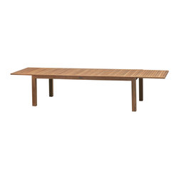 ROYAL BOTANIA Solid 360 Table - Outdoor Dining Tables