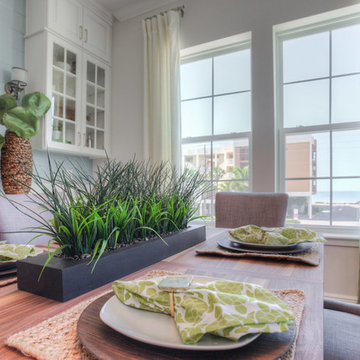 Model "Lite"Home Staging, Luxury Beachfront Condo
