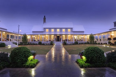 Inspiration for an exterior home remodel in Nashville