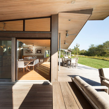 Thumb Cove Modern
