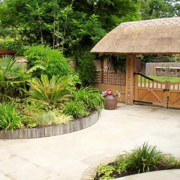 Tropical Garden Courtyard Gardens: Kent