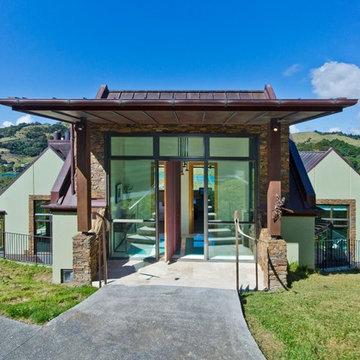 Waiwera Valley Lifestyle Block by the sea