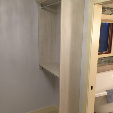 Artic White Custom Closet