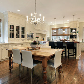 Large White Open Entertaining Kitchen