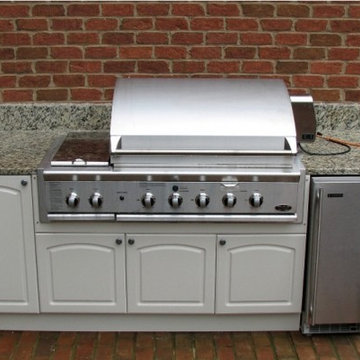Outdoor Kitchen