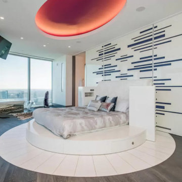 Contemporary River House Penthouse