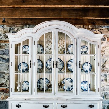 Telford - Farmhouse Kitchen