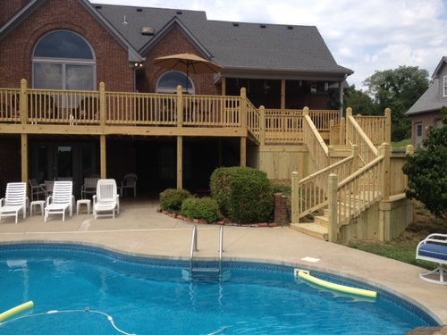 choosing deck stain color