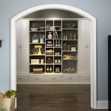 Wall pantry