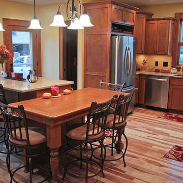 Custom Cabinets and Countertops