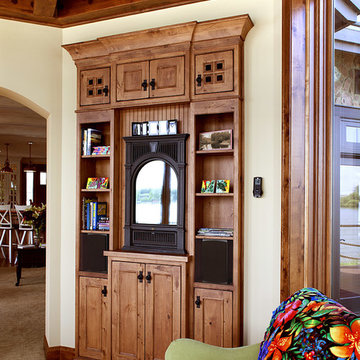 Door style: Savannah Inset | Species: Paint grade | Finish: Vintage