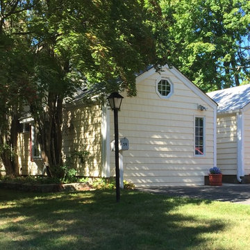 Northport Siding - Adobe Cream Shakes with new Windows