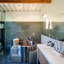 bathroom - japanese tub
