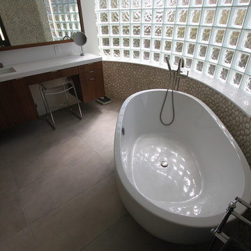 Claremont Modern Kitchen & Bathroom