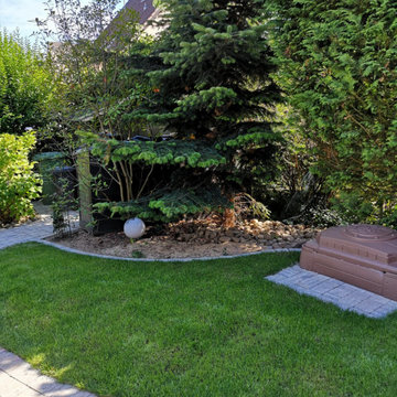 Gartenwege mit Sonnenplatz