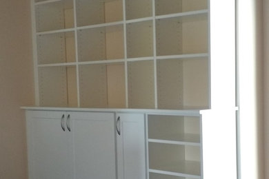 Small arts and crafts home design photo in Calgary