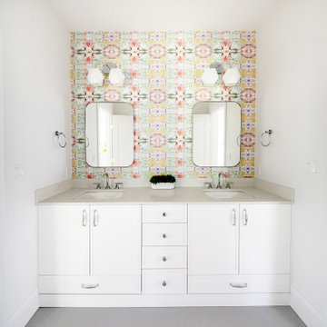 Sharon Custom Colonial Jack and Jill Bathroom