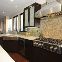 SPLASHBACK
