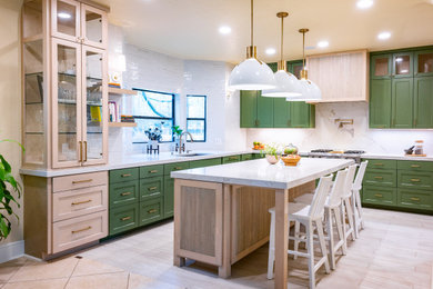 Inspiration for a transitional kitchen remodel in Houston