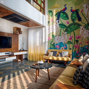 'The Grandeur of the Bungalow in Penthouse'
