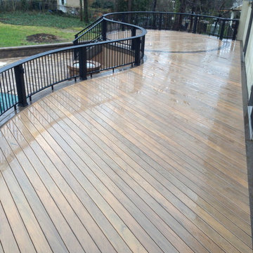 Timbertech Legacy Tigerwood Decking with Legacy Mocha Border. Stellardecks.com