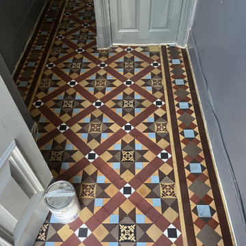 Communal Victorian Tiled Hallway Restored in Belsize Park NW3