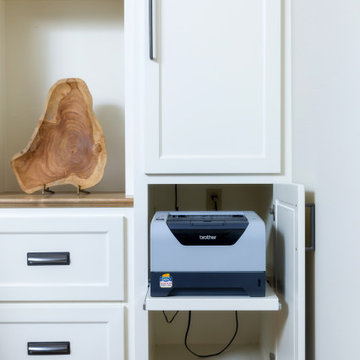 Fashionable and Efficient Home Office