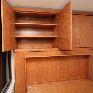 Murphy Wall Bed in a Space-Saving Horizontal Style with Attached Desk