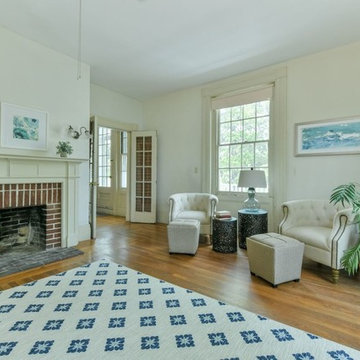 10 Roanoke Ave
