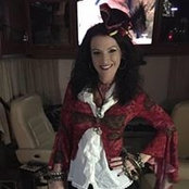 Lisa Armstrong's photo