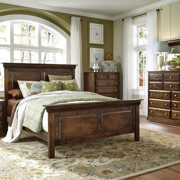 Colburn Traditional Bedroom