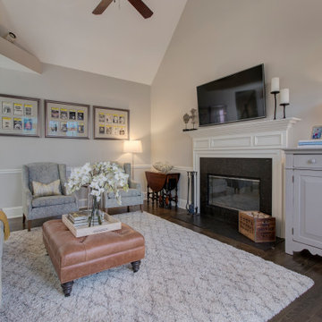 Curated Comfort Family Room w/ Open Concept: Craftsmen/Cottage Hillsborough, NC