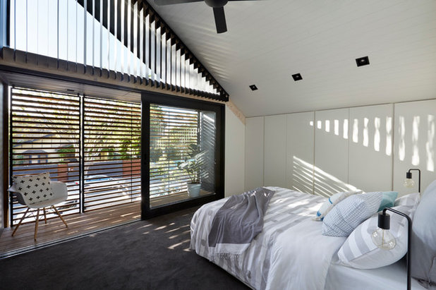 Contemporáneo Dormitorio by smarterBATHROOMS+