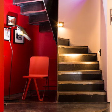 Eingangsbereich mit Stahltreppe