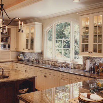 Lexington Road Kitchen / Beverly Hills, CA