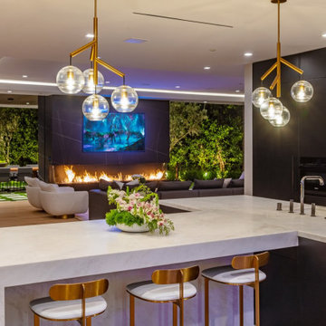 Bundy Drive Brentwood, Los Angeles luxury home modern open plan kitchen