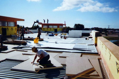 Roofing Contractors: Atwater Village, CA