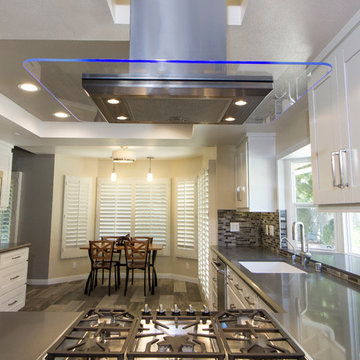 Contemporary classic kitchen - Thousand oaks