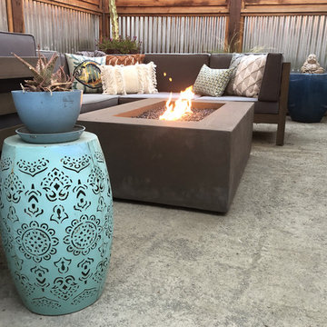 Fire pit and Lounging (Modern Industrial)