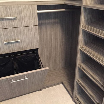 Short North Contemporary Walk-In