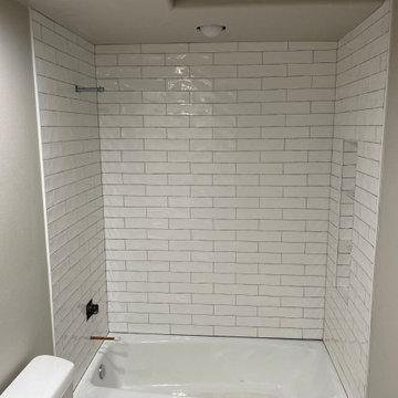 BATHROOM - Tub Surround - 3" x 12" Ceramic Sub-Way with Shower Niche