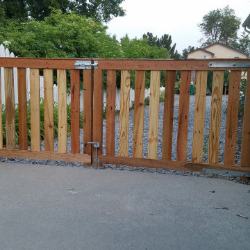 Custom Pallet Drivway Gate