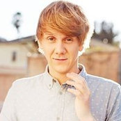 Josh Thomas's photo