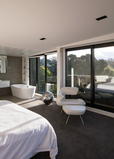 Modern Bedroom by Daniel Marshall Architect