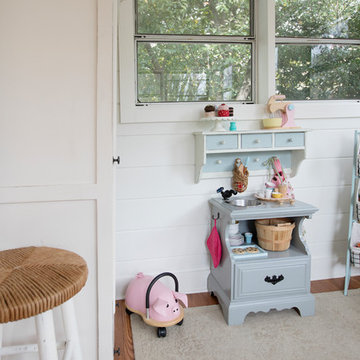 Wash, Rinse and Play in This Multipurpose Laundry Room