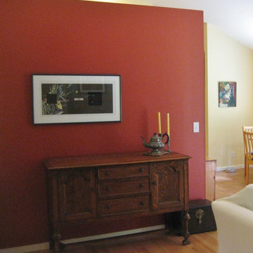 Bright New Color for a Poulsbo, Washington Farmhouse