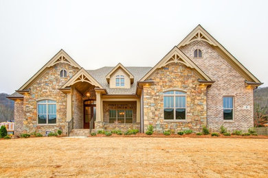 Home design - craftsman home design idea in Other