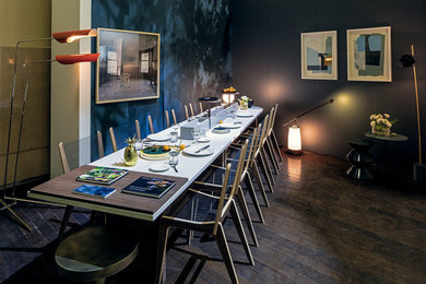 Dining room photo in Toronto
